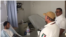 Balsero cubano hospitalizado en Tamaulipas, México, atendido por personal médico local (Tomada de la cuenta X del INM de México)