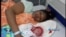 Nace primer bebé de migrante cubana en Turbo