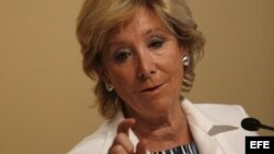 El acto fue convocado por el PP en un distrito de Madrid para reconocer la labor de Esperanza Aguirre.