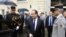 El presidente de Francia, François Hollande (centro)