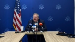 Mike Hammer en conferencia de prensa en Miami : Photo ,Carlos Ojeda (OCB)