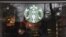 Un establecimiento de la cadena de cafeterías Starbucks en Londres (Reino Unido).