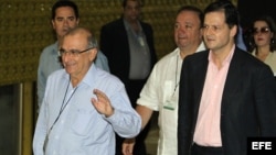 El gobierno colombiano y las FARC dialogan en busca de un acuerdo de paz desde el lunes en La Habana.