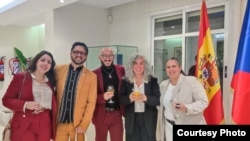 Evento de la asociación Raíces de Esperanza en la Embajada checa en Madrid.