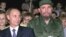Vladimir Putin y Fidel Castro posan en dieiembre del 2000.