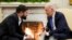 El presidente Joe Biden se reúne con el presidente de Chile, Gabriel Boric, en la Oficina Oval de la Casa Blanca, el jueves 2 de noviembre de 2023, en Washington. (Foto AP/Andrew Harnik)