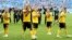 Jugadores de Bélgica celebran victoria ante Inglaterra.