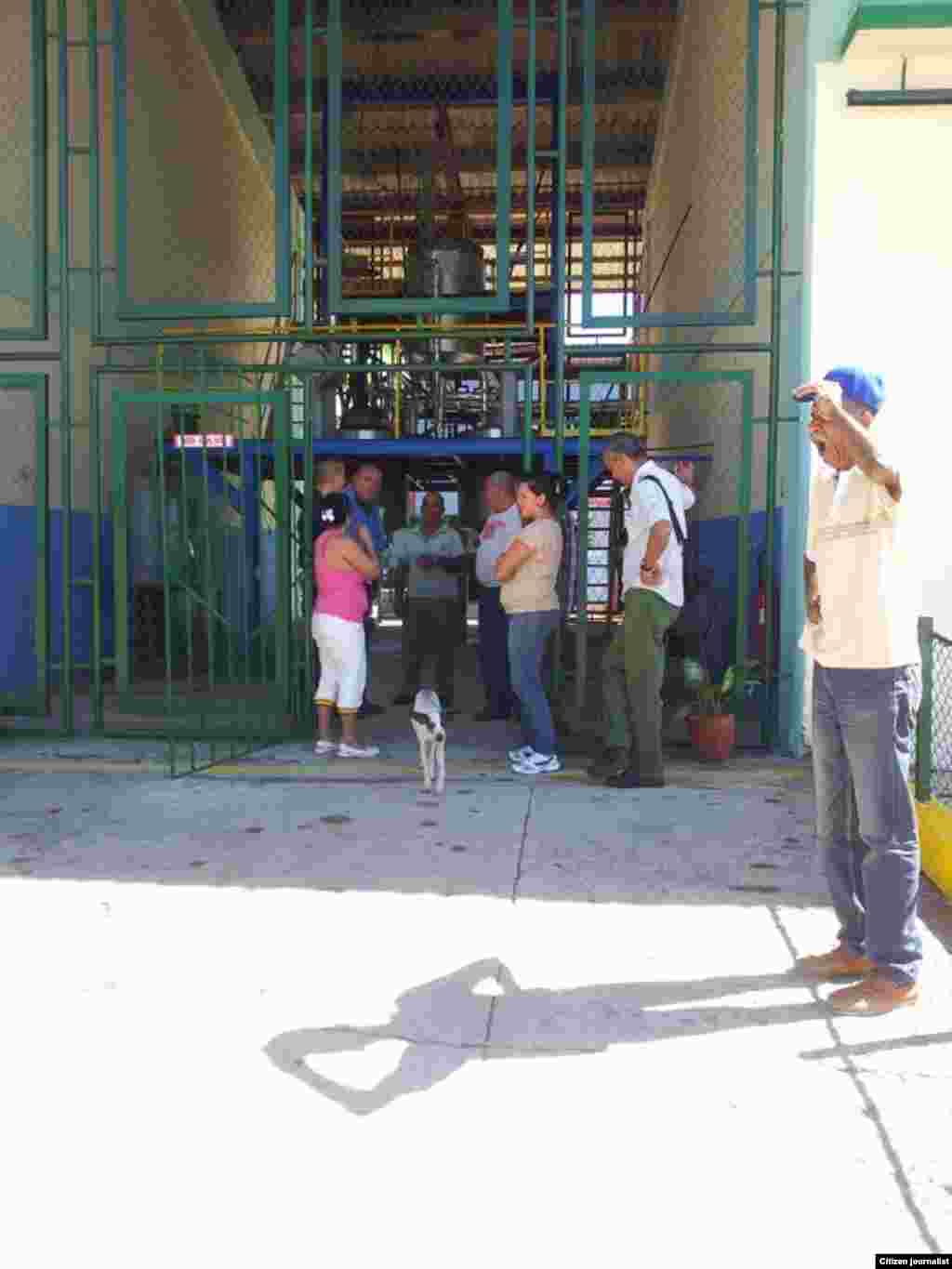 Planta de acopio de resinas en Vueltabajo, Pinar del Río.