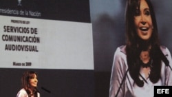 Fotografía de archivo de la presidenta argentina, Cristina Fernández de Kirchner, en el Teatro Argentino, de La Plata. 