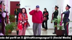 Los gobernantes de Nicaragua Daniel Ortega y Rosario Murillo.