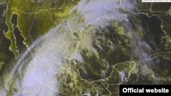 Patricia toca tierra en el estado mexicano de Jalisco