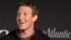 El fundador y director ejecutivo de Facebook Mark Zuckerberg
