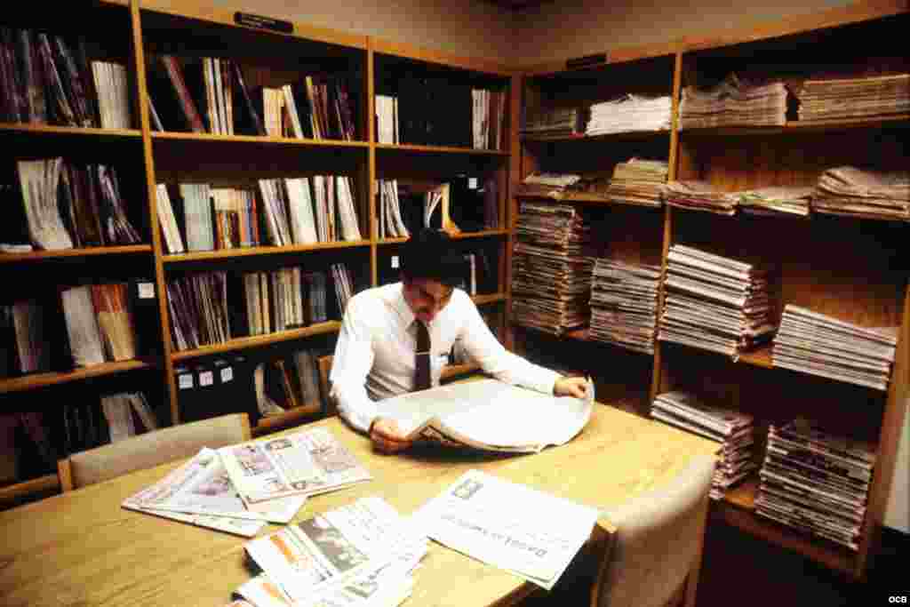 Paul Rodríguez, en el Centro de Información de Radio Martí, en Washington D.C.