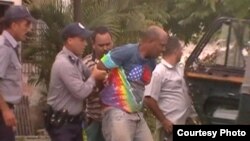 Marchas en Placetas y arrestos policiales