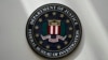 Emblema del Buró Federal de Investigaciones de Estados Unidos (AP Photo/Charlie Neibergall, File).