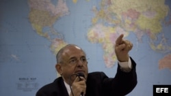 Nelson Jobim -en una foto de 2008 cuando era ministro de Defensa de Brasil-, ha sido objetado por el gobierno de Nicolás Maduro como jefe del equipo de observadores cariocas a las próximas elecciones del 6 de diciembre en Venezuela.