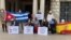 Manifestación en Madrid a favor del respeto a los derechos humanos en Cuba.