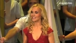 La FIFA elige presidente golpeado por el escándalo