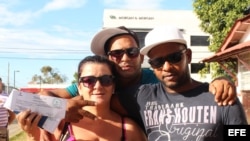 Cubanos en Panamá ya tienen boleto en mano para viajar a México.