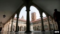 La mujer, identificada solo como B.B., trabaja ahora en el departamento de Biología Funcional de la Universidad de Oviedo, en Asturias.