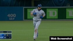 Kendrys Morales bateó de 4-3. Uno de los hits fue un enorme cuadrangular.