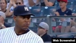 Iván Nova, lanzador dominicano.