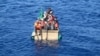 Balseros cubanos interceptados por la Guardia Costera de Estado Unidos. 