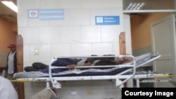 Paciente de 66 años que presentaba cuadro de deshidratación. (Foto del autor)