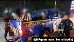 Los cubanos detenidos fueron puestos a disposición del Instituto Guatemalteco de Migración, dijeron las autoridades. 