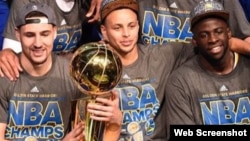 Los Cavaliers de Cleveland.