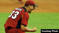 El lanzador Jorge Martínez no permitió carreras en ocho entradas completas.