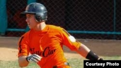 Aledmis Díaz cuando jugaba por Villa Clara en la Serie Nacional Cubana