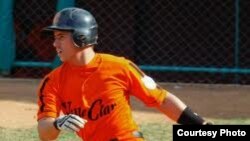 Aledmys Díaz cuando jugaba por Villa Clara en la Serie Nacional Cubana