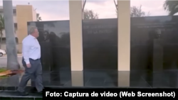 Mike Hammer rinde homenaje a Félix Varela