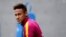 El delantero brasileño del FC Barcelona, Neymar Jr., durante un entrenamiento en la ciudad deportiva Joan Gamper.